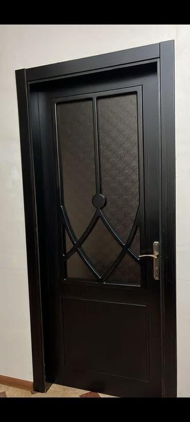 İşlənmiş Otaq qapısı Şəbəkə ilə, Zəmanətsiz, Ünvandan götürmə lalafo.az -da İşlənmiş Otaq qapısı Şəbəkə ilə, Zəmanətsiz, Ünvandan götürmə