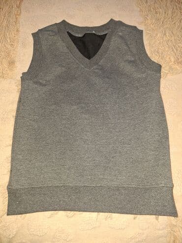 Məktəbli forması, Oğlan üçün, 8 - 9 yaş, İşlənmiş lalafo.az -da Məktəbli forması, Oğlan üçün, 8 - 9 yaş, İşlənmiş