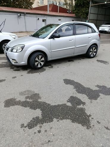 Kia Rio: 1.5 l | 2010 il Hetçbek lalafo.az -da Kia Rio: 1.5 l | 2010 il Hetçbek