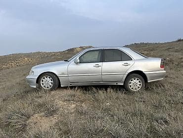 Mercedes-Benz C 200: 2.1 l | 2000 il Sedan lalafo.az -da — 1 Mercedes-Benz C 200: 2.1 l | 2000 il Sedan — 1