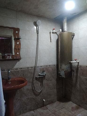 Gəncə, 3 otaqlı, Köhnə tikili, 120 kv. m lalafo.az -da — 9 Gəncə, 3 otaqlı, Köhnə tikili, 120 kv. m — 9