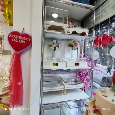 Xonca vitrini 1×250 m 200 m lalafo.az -da Xonca vitrini 1×250 m 200 m