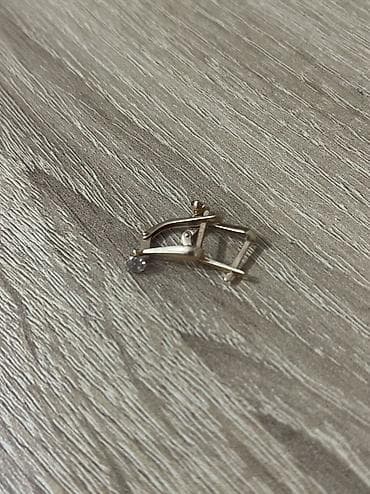 Uwag sirgasi tezedi Qizildi 585 lalafo.az -da Uwag sirgasi tezedi Qizildi 585