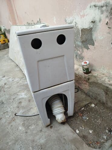 Кухонные краны: Məhsul: Keramik gövdəli unitaz, üstündə düyməli su çəni ilə birgə. - at lalafo.az — 1 Кухонные краны: Məhsul: Keramik gövdəli unitaz, üstündə düyməli su çəni ilə birgə. - — 1