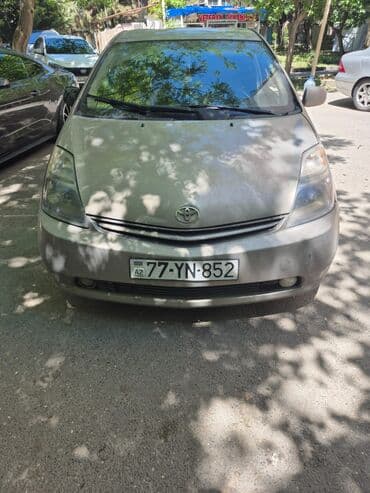 Toyota Prius: 1.5 l | 2008 il Hetçbek lalafo.az -da Toyota Prius: 1.5 l | 2008 il Hetçbek