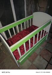 Oğlan və qız üçün, İşlənmiş, Dördbucaq, Beşik, Matras ilə, Yellənmə mexanizmsiz lalafo.az -da Oğlan və qız üçün, İşlənmiş, Dördbucaq, Beşik, Matras ilə, Yellənmə mexanizmsiz