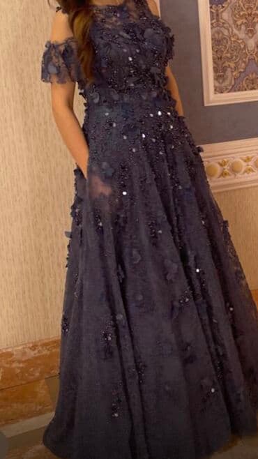 Ziyafət geyimi s razmer 1 dəfə toya geyilb lalafo.az -da Ziyafət geyimi s razmer 1 dəfə toya geyilb