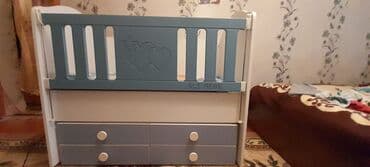 Oğlan və qız üçün, İşlənmiş, Dördbucaq, Beşik, Dəst ilə, Yellənmə mexanizmsiz lalafo.az -da Oğlan və qız üçün, İşlənmiş, Dördbucaq, Beşik, Dəst ilə, Yellənmə mexanizmsiz