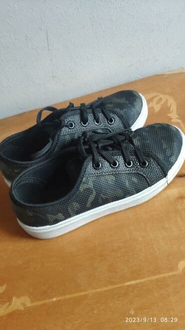 Krossovka, Oğlan üçün, 31 lalafo.az -da Krossovka, Oğlan üçün, 31