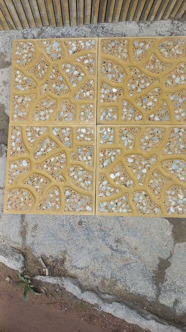 Bu səki plitələri müxtəlif rənglərdə və naxışlarda mövcuddur. Plitələr lalafo.az -da Bu səki plitələri müxtəlif rənglərdə və naxışlarda mövcuddur. Plitələr