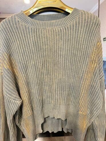 Qadın geyimləri dəsti – 4 fərqli trikotaj üst 1) Boz trikotaj sviter lalafo.az -da Qadın geyimləri dəsti – 4 fərqli trikotaj üst 1) Boz trikotaj sviter