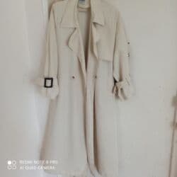 Plaş satılır təzədir. M.L.XL razmere kimi uyğundur Endirim etmək olar lalafo.az -da Plaş satılır təzədir. M.L.XL razmere kimi uyğundur Endirim etmək olar