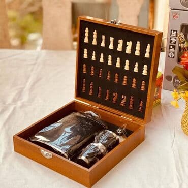 Şahmatlı içki qabı - Oliqarx hədiyyə Boss style. Müdirə ediləcək ən lalafo.az -da Şahmatlı içki qabı - Oliqarx hədiyyə Boss style. Müdirə ediləcək ən