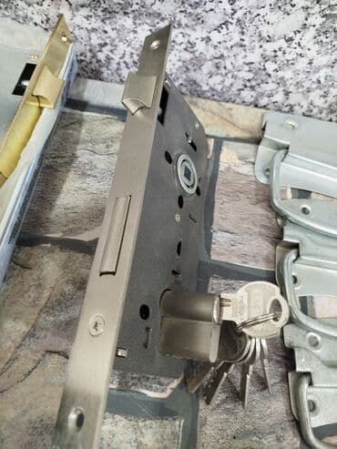 Daxili qapılar üçün mortiz tipli kilid mexanizmi və silindr - Gömülü lalafo.az -da Daxili qapılar üçün mortiz tipli kilid mexanizmi və silindr - Gömülü