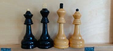 Dəbilqələr: Şəxsi kolleksiyadan.Ekskluziv-taxtanın iç tərəfində əfsanəvi Ukrayna lalafo.az -da — 13 Dəbilqələr: Şəxsi kolleksiyadan.Ekskluziv-taxtanın iç tərəfində əfsanəvi Ukrayna — 13