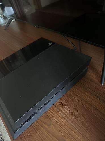 PS 4 KONSOLU lalafo.az -da PS 4 KONSOLU