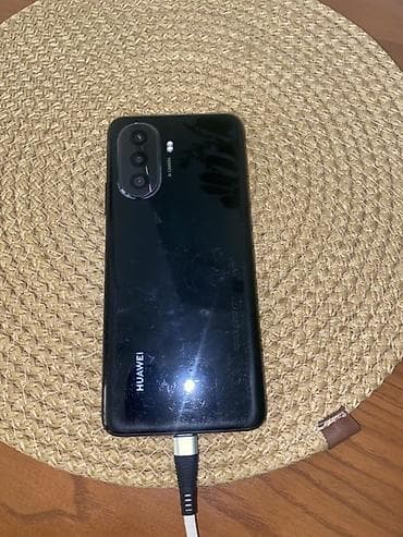 Huawei Nova Y70, 128 GB, rəng - Qara, Qırıq lalafo.az -da Huawei Nova Y70, 128 GB, rəng - Qara, Qırıq