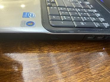 Compaq noutbuk Xüsusiyyətlər: - Prosessor: Intel Pentium (stiker lalafo.az -da Compaq noutbuk Xüsusiyyətlər: - Prosessor: Intel Pentium (stiker