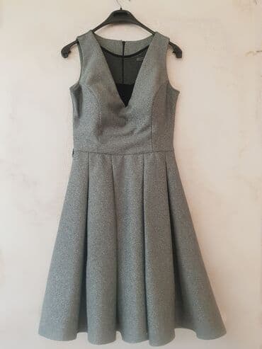 Gümüşü boz rəngdə, diz ustu A-kesimli ziyafət donu. - Parıltılı lalafo.az -da Gümüşü boz rəngdə, diz ustu A-kesimli ziyafət donu. - Parıltılı