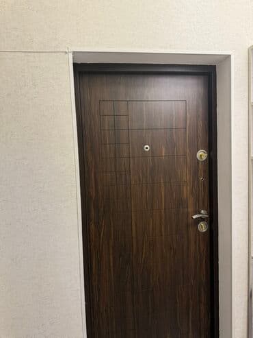 Metal giriş qapısı – taxta teksturası ilə - Material: metal karkas lalafo.az -da Metal giriş qapısı – taxta teksturası ilə - Material: metal karkas