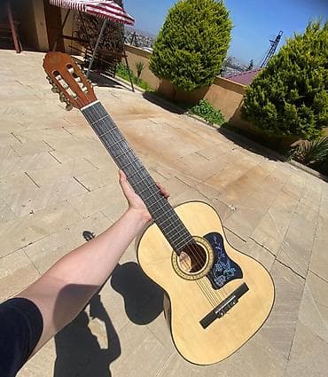 Klassik gitara, İşlənmiş, Ünvandan götürmə, Ödənişli çatdırılma lalafo.az -da Klassik gitara, İşlənmiş, Ünvandan götürmə, Ödənişli çatdırılma