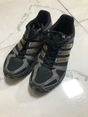 Orijinal adidasdır. Yaxşı vəziyətdədir. Cırığı və söküyü yoxdur.Ölçü lalafo.az -da Orijinal adidasdır. Yaxşı vəziyətdədir. Cırığı və söküyü yoxdur.Ölçü