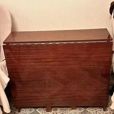 Kompakt açılıb-bağlanan masa - Material: taxta, parlaqlığı olan tünd lalafo.az -da Kompakt açılıb-bağlanan masa - Material: taxta, parlaqlığı olan tünd