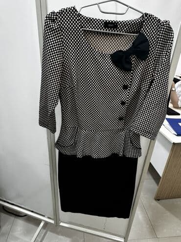 Brend: Oben Ölçü: 38 Qadın paltarı – üst hissə dama-dama (qara-ağ) lalafo.az -da Brend: Oben Ölçü: 38 Qadın paltarı – üst hissə dama-dama (qara-ağ)