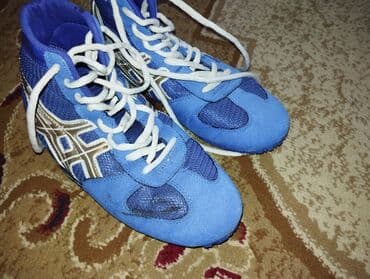 Yenidi 1 ce defe geyinilib 40razmerdi lalafo.az -da Yenidi 1 ce defe geyinilib 40razmerdi