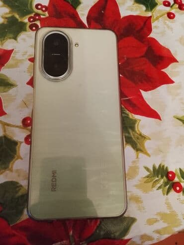 Xiaomi Redmi smartfon - Rəng: açıq yaşıl/şampan tonlu arxa panel lalafo.az -da Xiaomi Redmi smartfon - Rəng: açıq yaşıl/şampan tonlu arxa panel