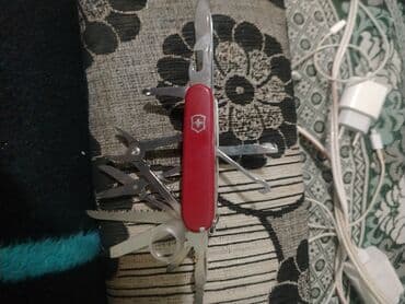 Şpatellər: Orijinal İsveçrə istehsalı Victorinox bıçağı Model: [məsələn, Spartan lalafo.az -da — 1 Şpatellər: Orijinal İsveçrə istehsalı Victorinox bıçağı Model: [məsələn, Spartan — 1