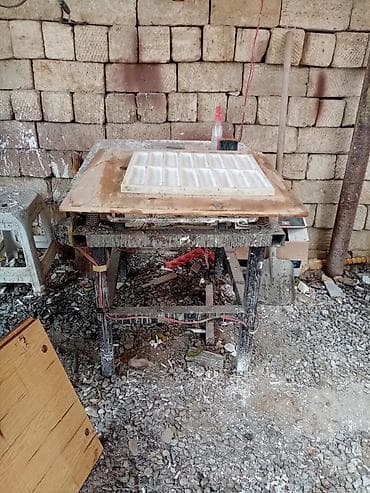 Beton/künc plitələr üçün qəlib və vibromasa - Məhsul: Beton, gips və at lalafo.az Beton/künc plitələr üçün qəlib və vibromasa - Məhsul: Beton, gips və