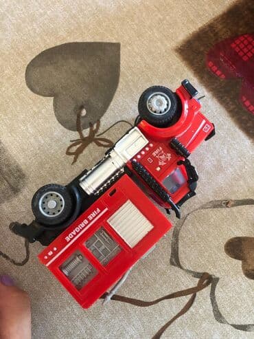 Uşaq oyuncağı – yanğınsöndürən maşın - Rəng: qırmızı, üzərində “FIRE lalafo.az -da Uşaq oyuncağı – yanğınsöndürən maşın - Rəng: qırmızı, üzərində “FIRE