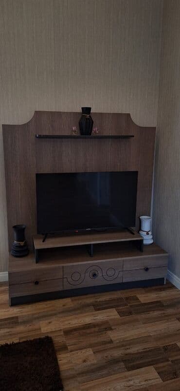 TV stendi və divar paneli dəsti - Material: taxta teksturalı laminat lalafo.az -da TV stendi və divar paneli dəsti - Material: taxta teksturalı laminat