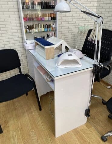 Düz masa, Siyirməsiz, Polkalı, Şüşə, Kredit yoxdur lalafo.az -da Düz masa, Siyirməsiz, Polkalı, Şüşə, Kredit yoxdur