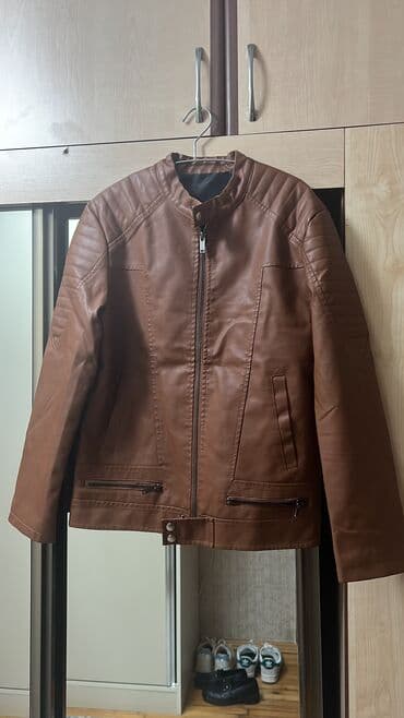 Xaricden sifarişlə gətirilmiş süni dəri gödəkçə,razmeri uyğun lalafo.az -da Xaricden sifarişlə gətirilmiş süni dəri gödəkçə,razmeri uyğun