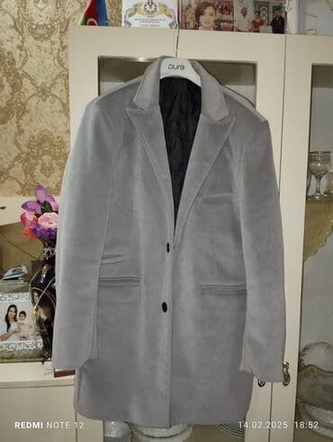 Kişi üçün geyimlər palto modelləri çoxu tezekimidi tecılı satılır ucuz lalafo.az -da Kişi üçün geyimlər palto modelləri çoxu tezekimidi tecılı satılır ucuz