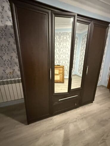 Açılan, 3 qapılı Düz dolab, Qarderob, paltar dolabı lalafo.az -da Açılan, 3 qapılı Düz dolab, Qarderob, paltar dolabı