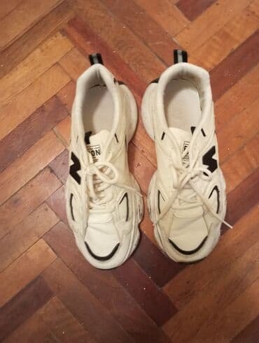 Ölçü: 39, rəng - Ağ, İşlənmiş lalafo.az -da Ölçü: 39, rəng - Ağ, İşlənmiş