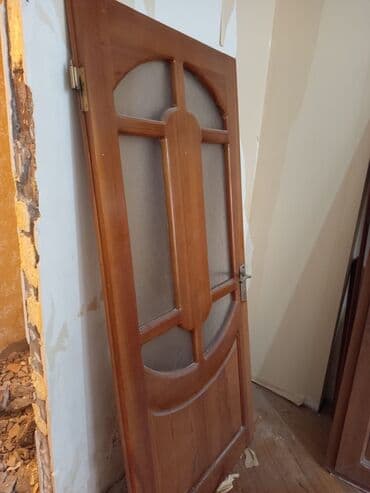 İşlənmiş Otaq qapısı Plintus ilə, Zəmanətsiz, Ünvandan götürmə lalafo.az -da İşlənmiş Otaq qapısı Plintus ilə, Zəmanətsiz, Ünvandan götürmə