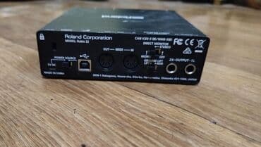 Səs kartları: Roland USB audio/MIDI interfeysi Xüsusiyyətlər: - 2 çıxış (L/R) – lalafo.az -da — 3 Səs kartları: Roland USB audio/MIDI interfeysi Xüsusiyyətlər: - 2 çıxış (L/R) – — 3