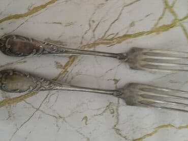 Iki ədəd böyük vilka sovetin menxior vilkası.ikisi 4manat lalafo.az -da Iki ədəd böyük vilka sovetin menxior vilkası.ikisi 4manat