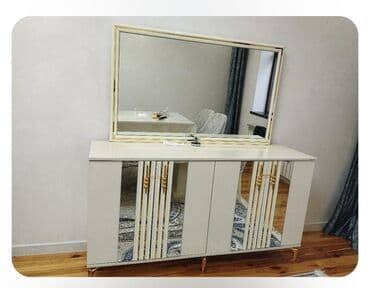 Komod 110 azn. Unvan Bine Sovxoz.
k5969~SD lalafo.az -da Komod 110 azn. Unvan Bine Sovxoz.
k5969~SD