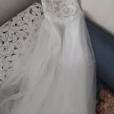 Gəlinlik. Yenidir. Ölçüsü uyğun olmadığı üçün satılır. Endirim lalafo.az -da Gəlinlik. Yenidir. Ölçüsü uyğun olmadığı üçün satılır. Endirim