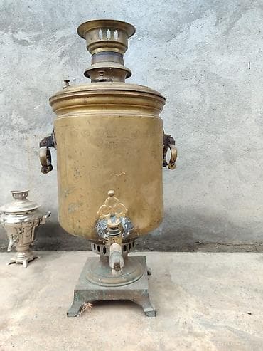 1800 ilə aid 50_60 litr Bronza samovar,Uzərində medallar var, Təmirə lalafo.az -da 1800 ilə aid 50_60 litr Bronza samovar,Uzərində medallar var, Təmirə