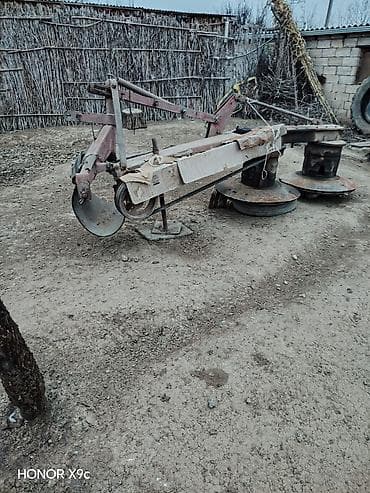 Traktor Yumz 6L, 1980 il, 364 at gücü, motor 4 l, İşlənmiş lalafo.az -da — 8 Traktor Yumz 6L, 1980 il, 364 at gücü, motor 4 l, İşlənmiş — 8