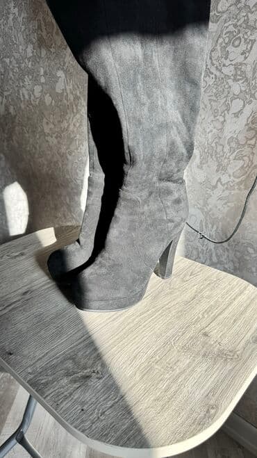 Uzunboğaz, Ölçü: 40, rəng - Qara, Yeni lalafo.az -da Uzunboğaz, Ölçü: 40, rəng - Qara, Yeni