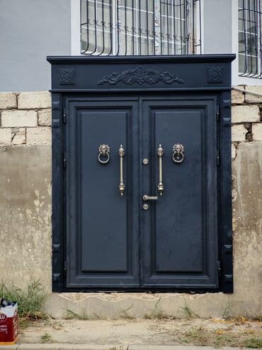Metall qapı – dekorativ elementlərlə, ikitaylı - Material: qalın lalafo.az -da Metall qapı – dekorativ elementlərlə, ikitaylı - Material: qalın