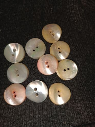 Sədəf düymələr 10 ədəd, tək tək 4 AZN, 10 ədəd olsa 30 azn lalafo.az -da Sədəf düymələr 10 ədəd, tək tək 4 AZN, 10 ədəd olsa 30 azn