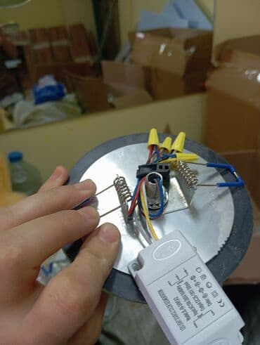 Spot lampalar: Spot iki denedi. Biri 2 azn. EhmedlidediLED tavan spotu – büllur lalafo.az -da — 3 Spot lampalar: Spot iki denedi. Biri 2 azn. EhmedlidediLED tavan spotu – büllur — 3